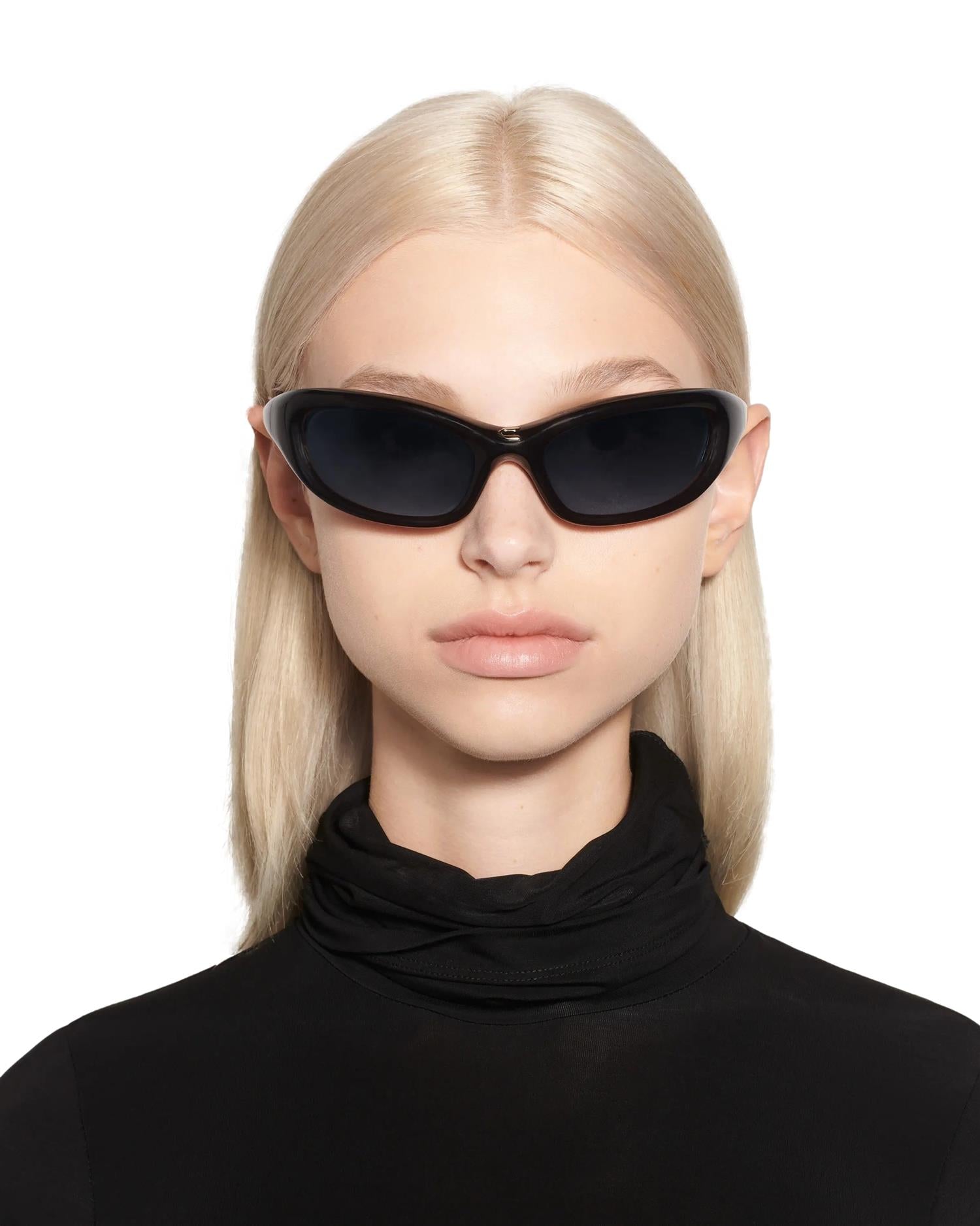 Chimi Eyewear Fog Grey Solbriller Sort